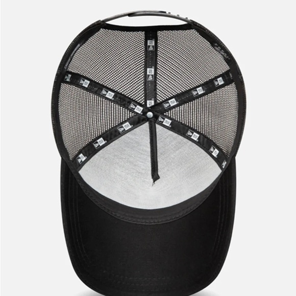 NEW ERA x FRESH EGO KID MESH BLACK & PURPLE TRUCKER - Picture 6 of 6